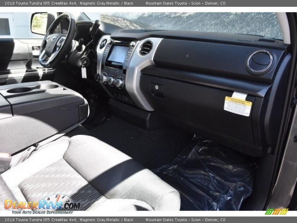 2019 Toyota Tundra SR5 CrewMax 4x4 Magnetic Gray Metallic / Black Photo #10