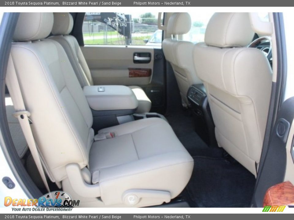 2018 Toyota Sequoia Platinum Blizzard White Pearl / Sand Beige Photo #32