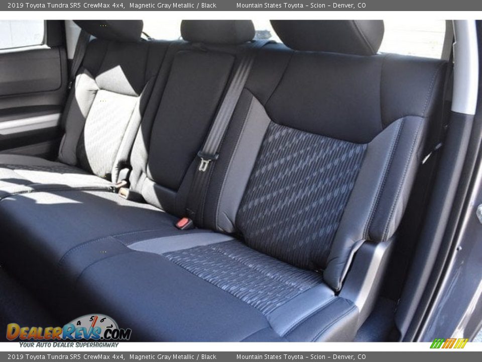 2019 Toyota Tundra SR5 CrewMax 4x4 Magnetic Gray Metallic / Black Photo #15