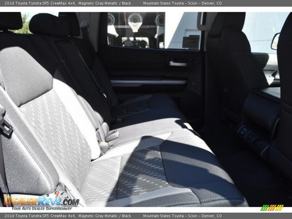2019 Toyota Tundra SR5 CrewMax 4x4 Magnetic Gray Metallic / Black Photo #17