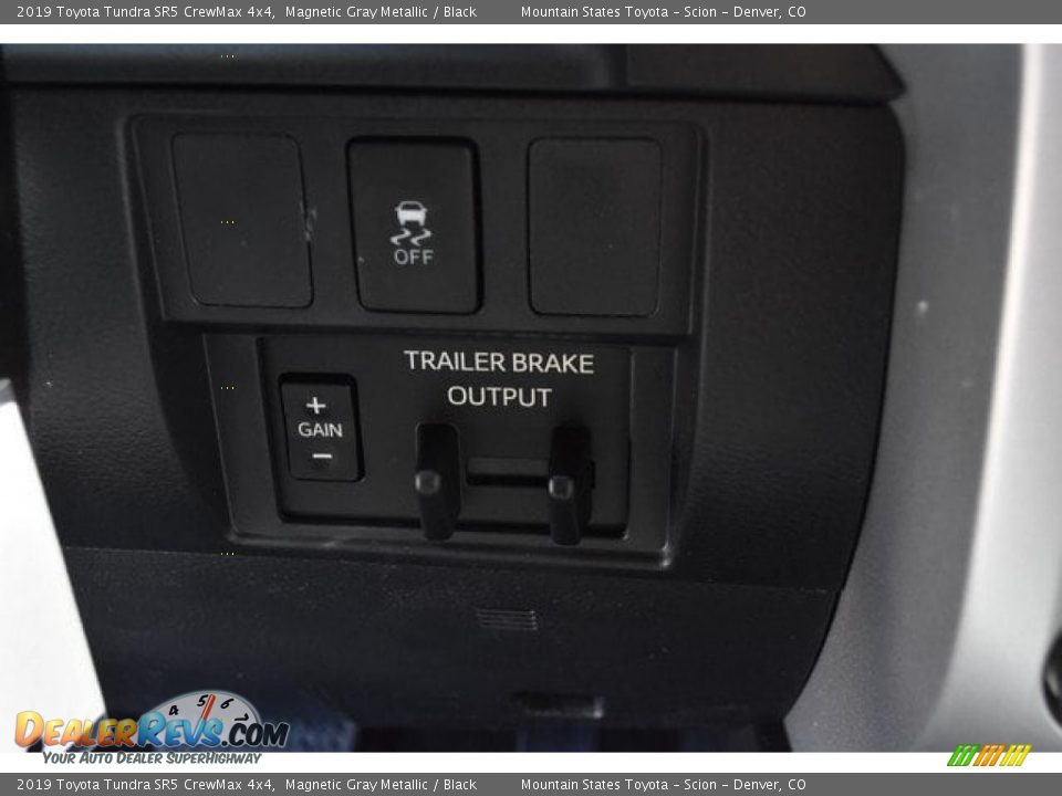 2019 Toyota Tundra SR5 CrewMax 4x4 Magnetic Gray Metallic / Black Photo #28