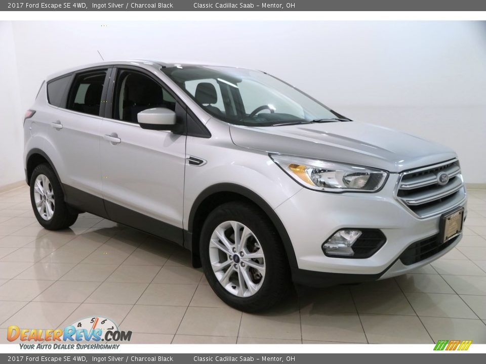 2017 Ford Escape SE 4WD Ingot Silver / Charcoal Black Photo #1