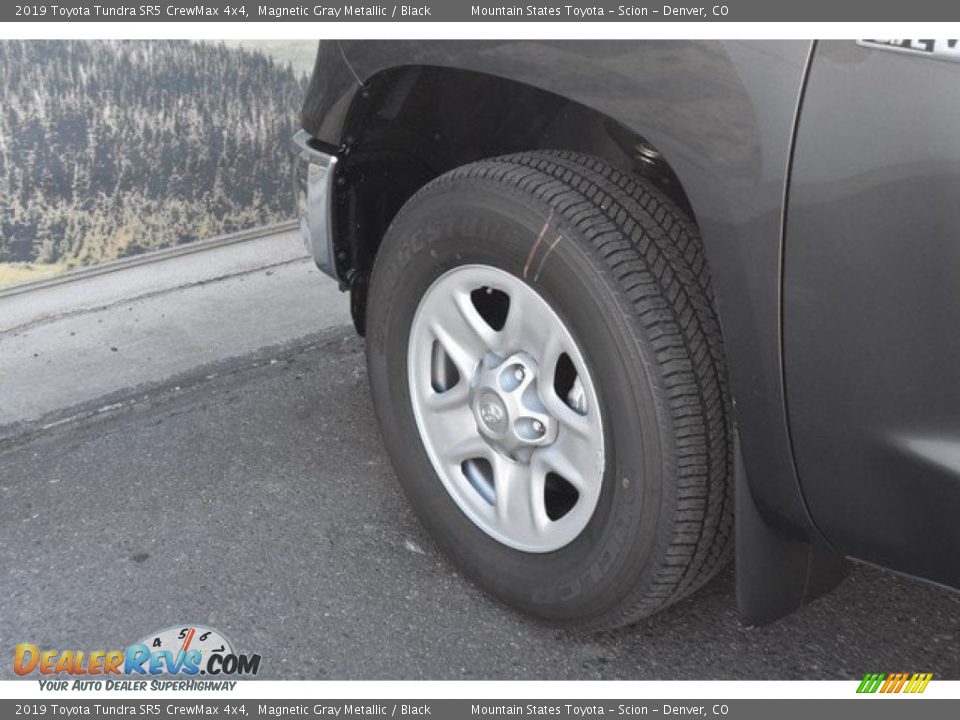 2019 Toyota Tundra SR5 CrewMax 4x4 Magnetic Gray Metallic / Black Photo #32