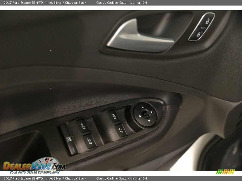 2017 Ford Escape SE 4WD Ingot Silver / Charcoal Black Photo #6