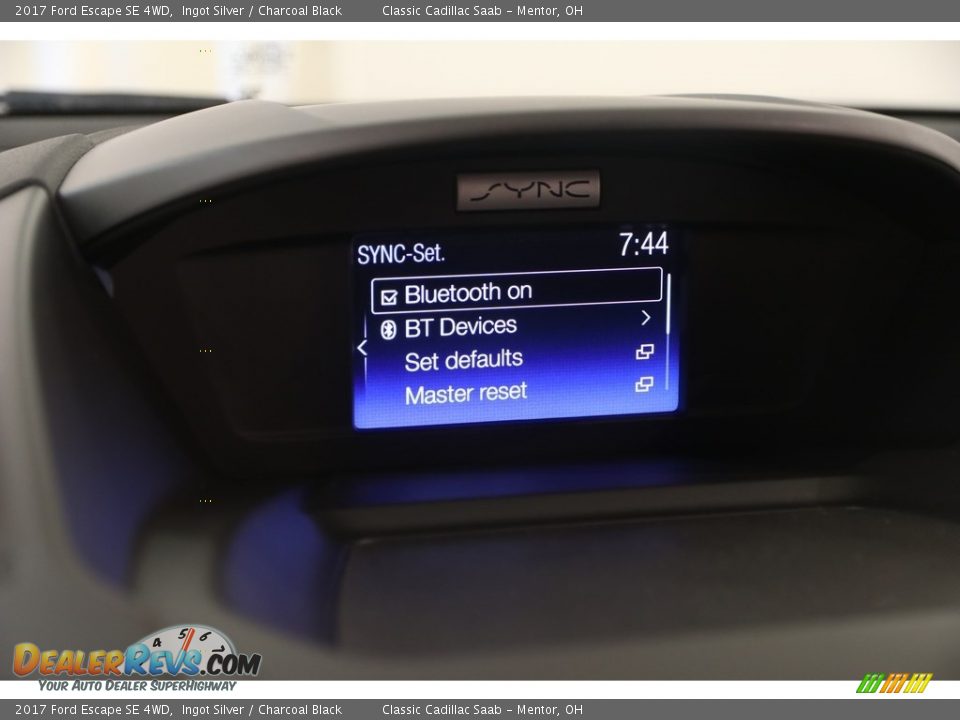 2017 Ford Escape SE 4WD Ingot Silver / Charcoal Black Photo #16