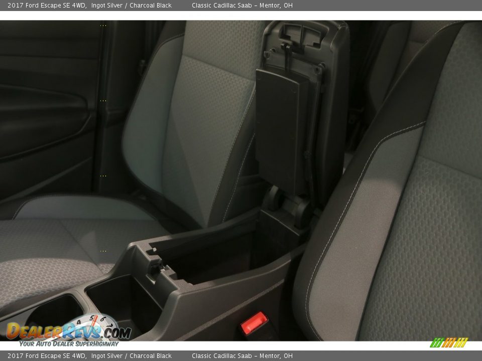 2017 Ford Escape SE 4WD Ingot Silver / Charcoal Black Photo #20