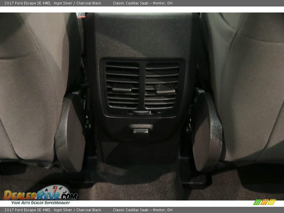 2017 Ford Escape SE 4WD Ingot Silver / Charcoal Black Photo #30