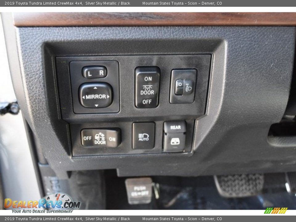 2019 Toyota Tundra Limited CrewMax 4x4 Silver Sky Metallic / Black Photo #25