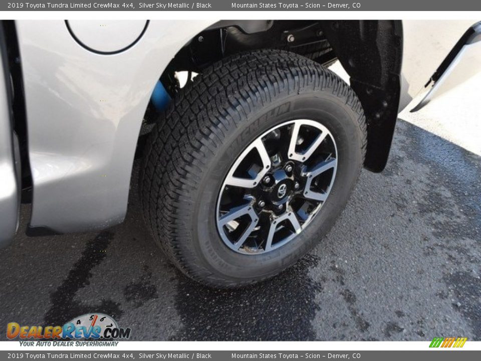 2019 Toyota Tundra Limited CrewMax 4x4 Silver Sky Metallic / Black Photo #33