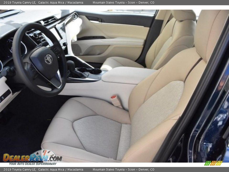 2019 Toyota Camry LE Galactic Aqua Mica / Macadamia Photo #6