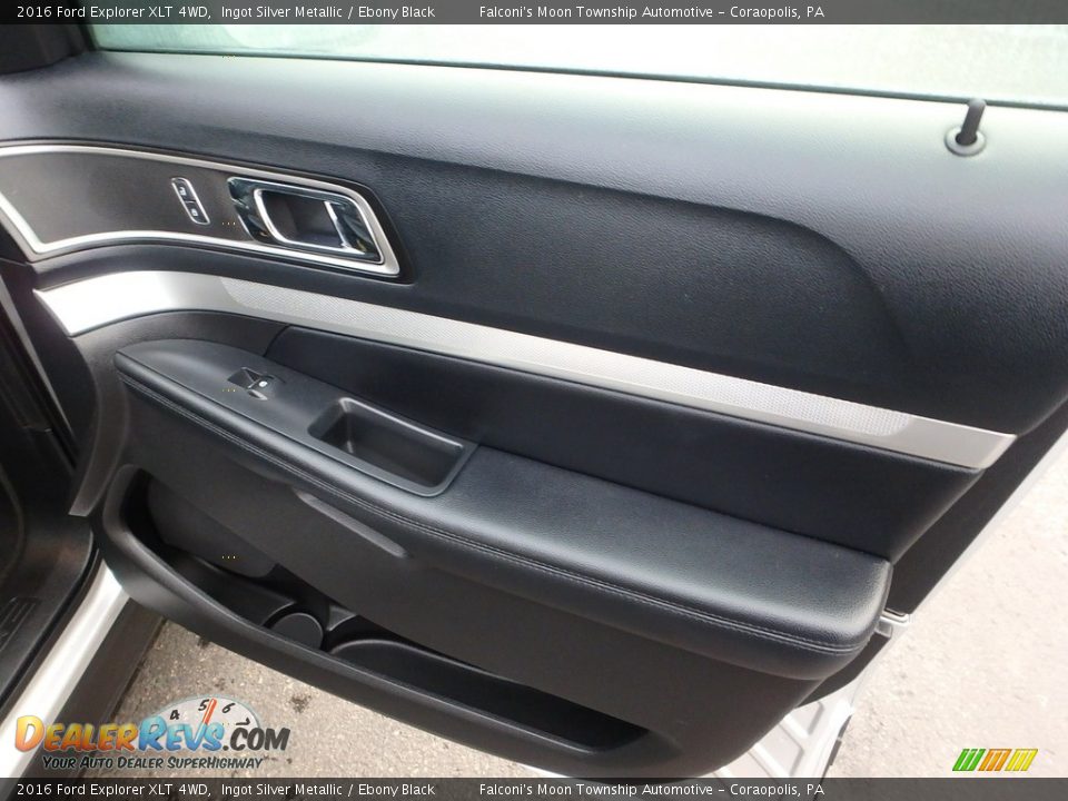 2016 Ford Explorer XLT 4WD Ingot Silver Metallic / Ebony Black Photo #13