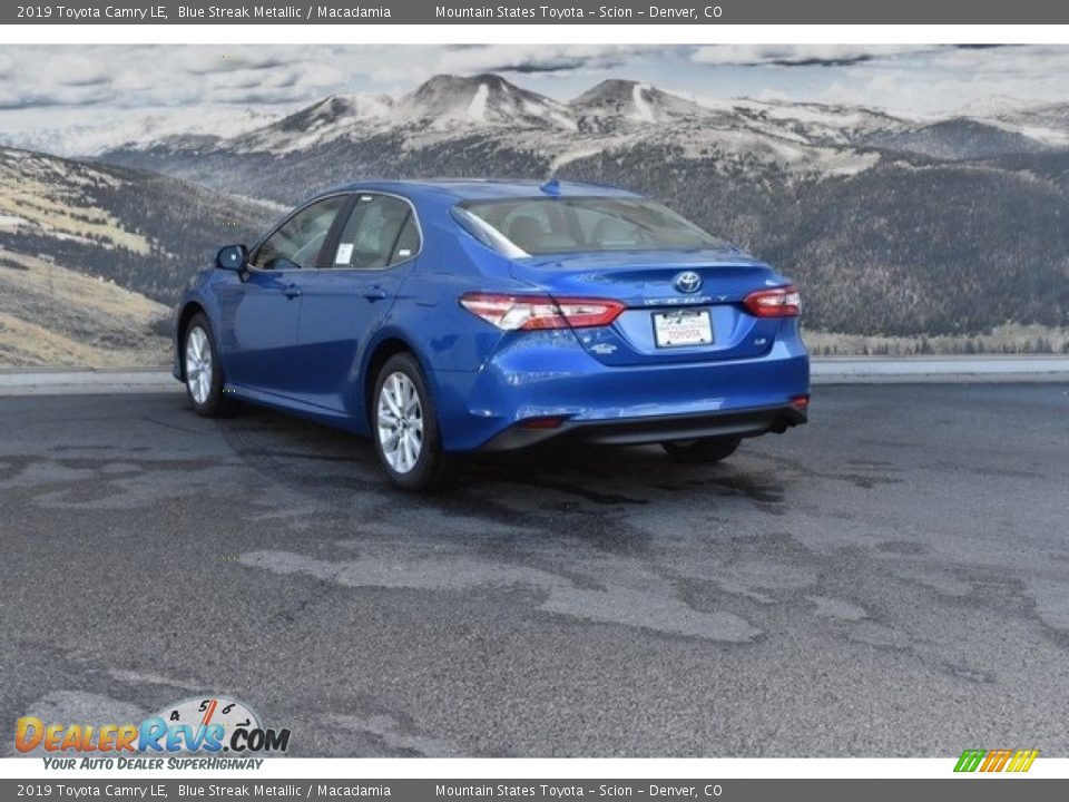 Blue Streak Metallic 2019 Toyota Camry LE Photo #3
