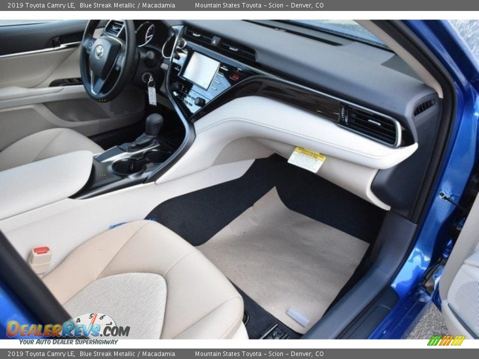 2019 Toyota Camry LE Blue Streak Metallic / Macadamia Photo #11