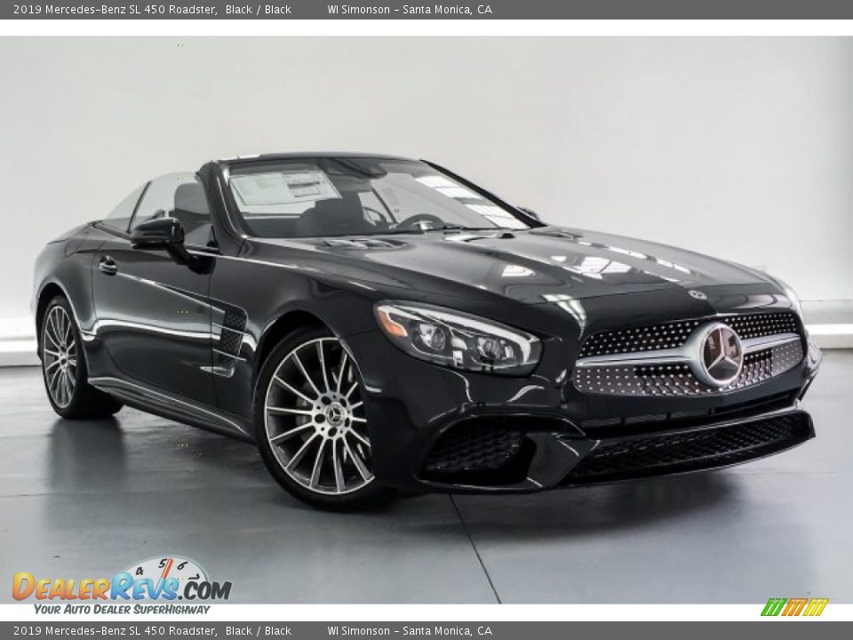 Front 3/4 View of 2019 Mercedes-Benz SL 450 Roadster Photo #12