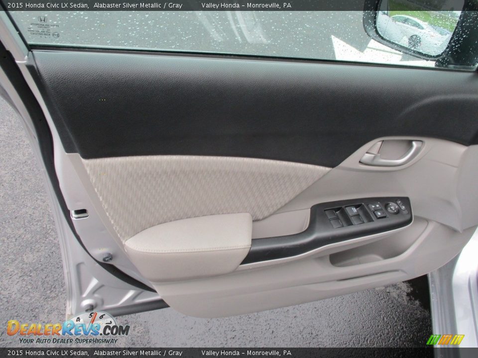 2015 Honda Civic LX Sedan Alabaster Silver Metallic / Gray Photo #10