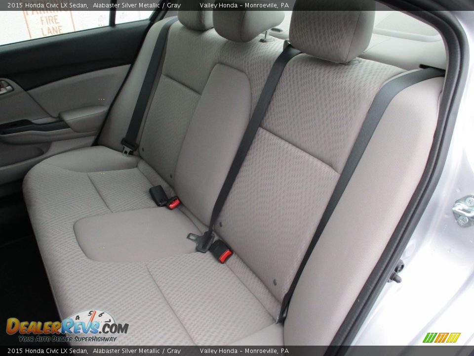 2015 Honda Civic LX Sedan Alabaster Silver Metallic / Gray Photo #12
