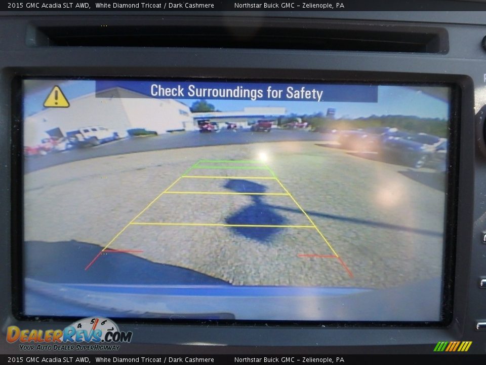 2015 GMC Acadia SLT AWD White Diamond Tricoat / Dark Cashmere Photo #27