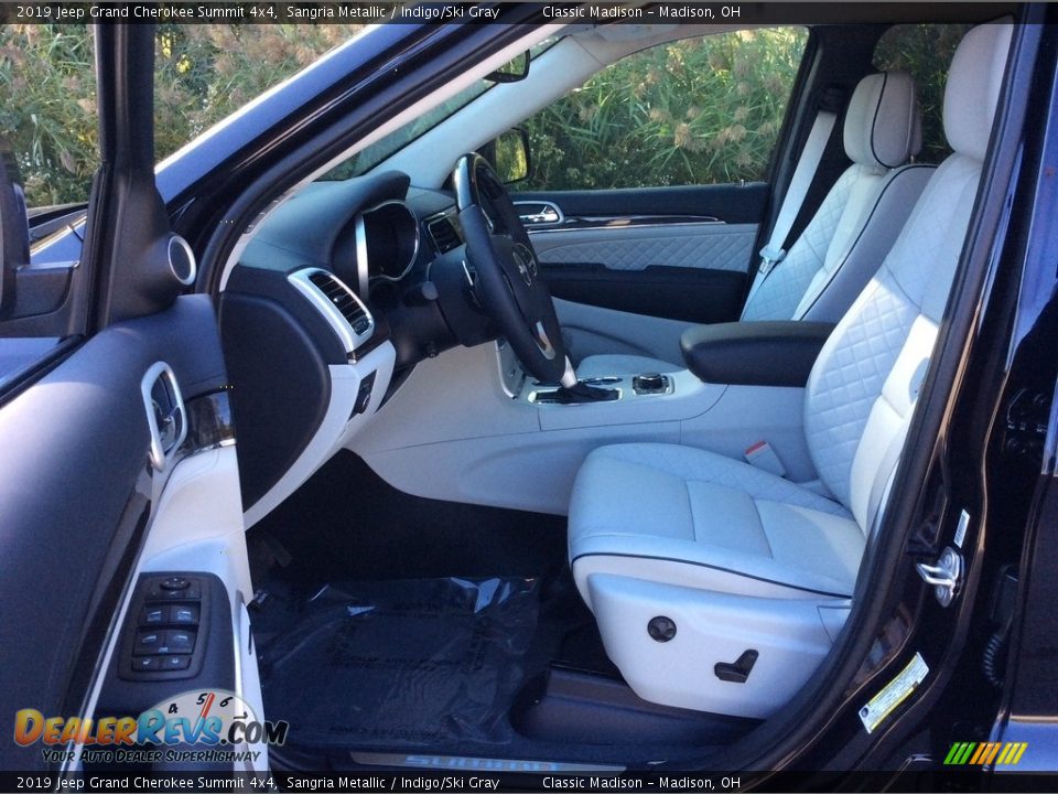 Front Seat of 2019 Jeep Grand Cherokee Summit 4x4 Photo #9
