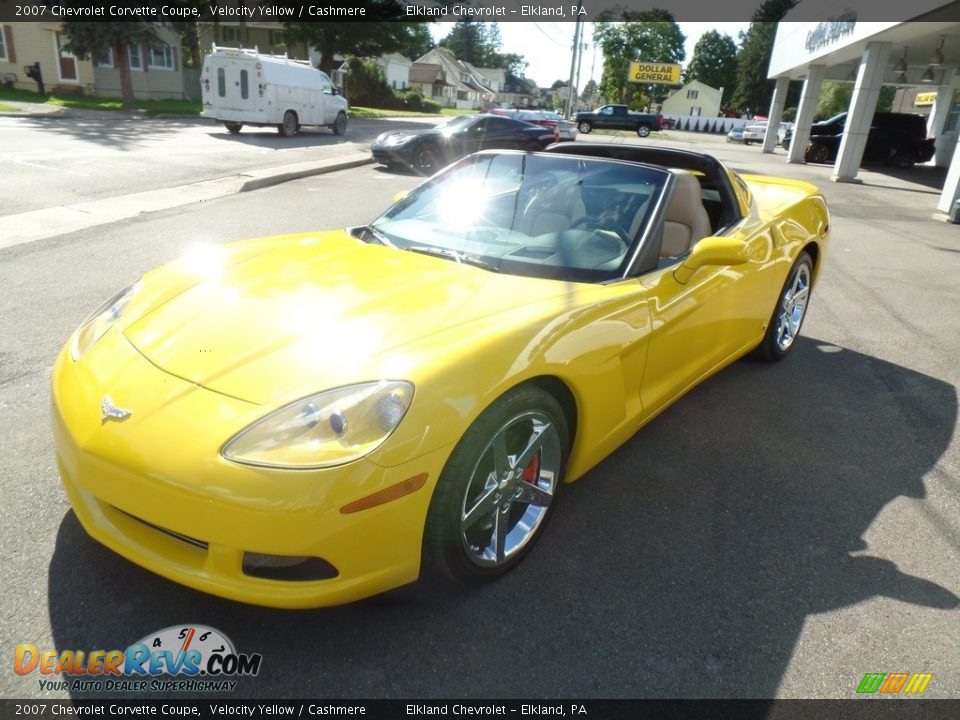2007 Chevrolet Corvette Coupe Velocity Yellow / Cashmere Photo #4
