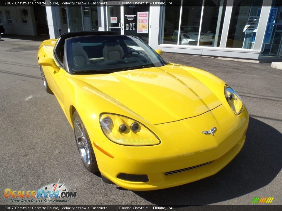 2007 Chevrolet Corvette Coupe Velocity Yellow / Cashmere Photo #5