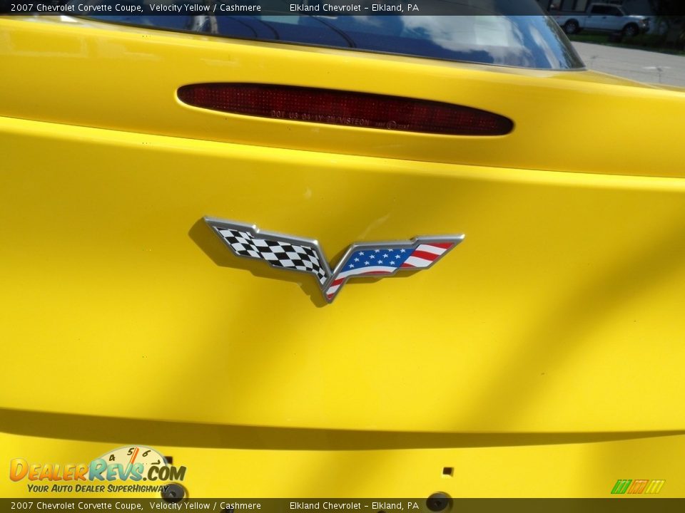 2007 Chevrolet Corvette Coupe Velocity Yellow / Cashmere Photo #16