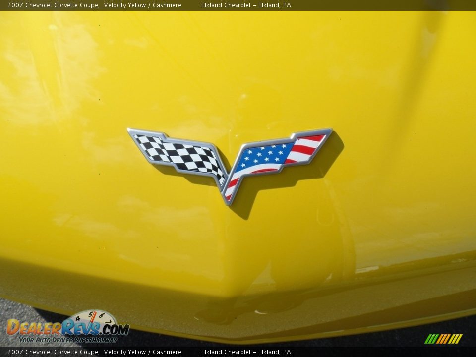 2007 Chevrolet Corvette Coupe Velocity Yellow / Cashmere Photo #17