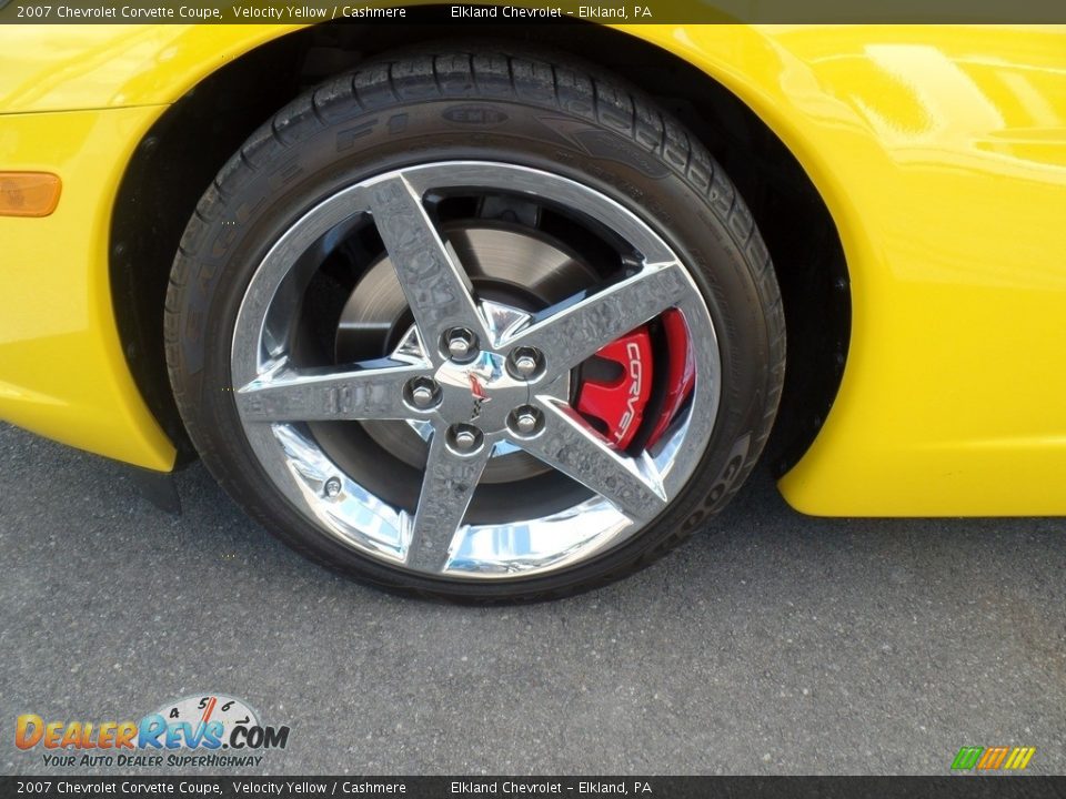 2007 Chevrolet Corvette Coupe Velocity Yellow / Cashmere Photo #19