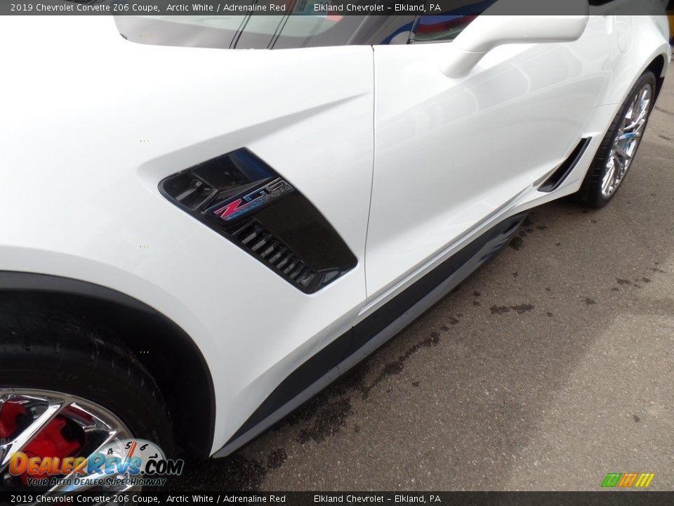 2019 Chevrolet Corvette Z06 Coupe Arctic White / Adrenaline Red Photo #16