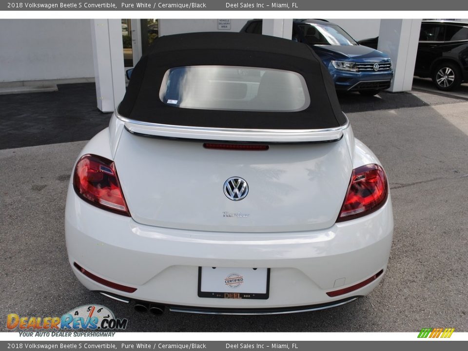 2018 Volkswagen Beetle S Convertible Pure White / Ceramique/Black Photo #8