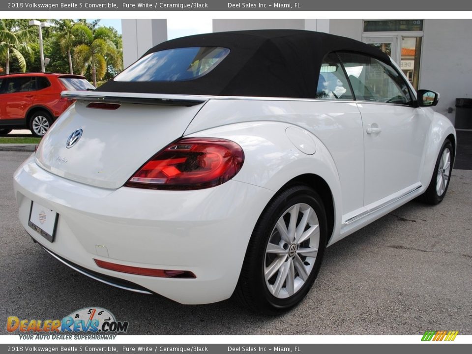 2018 Volkswagen Beetle S Convertible Pure White / Ceramique/Black Photo #10