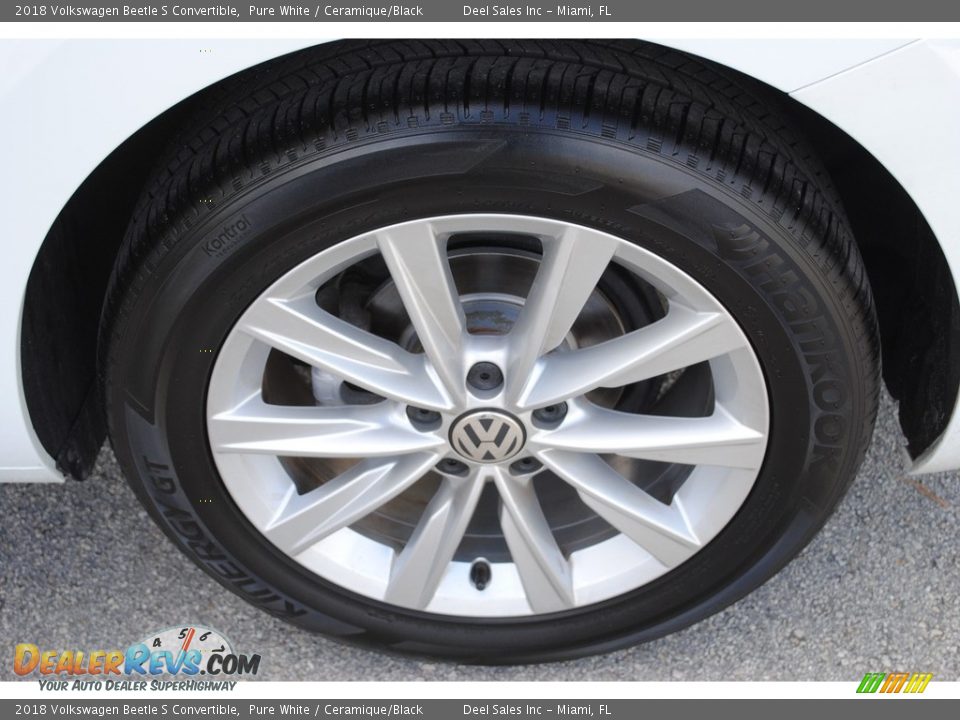 2018 Volkswagen Beetle S Convertible Wheel Photo #11