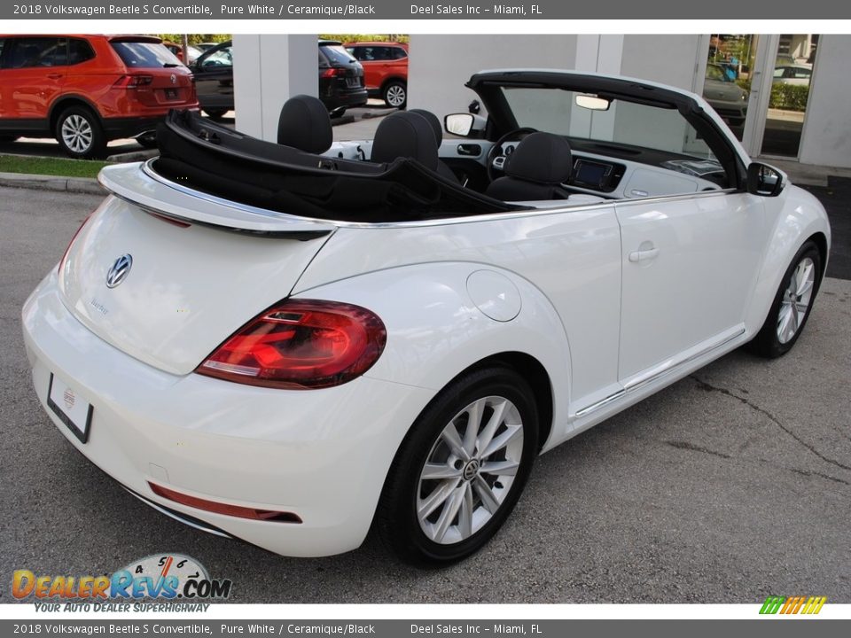 2018 Volkswagen Beetle S Convertible Pure White / Ceramique/Black Photo #15