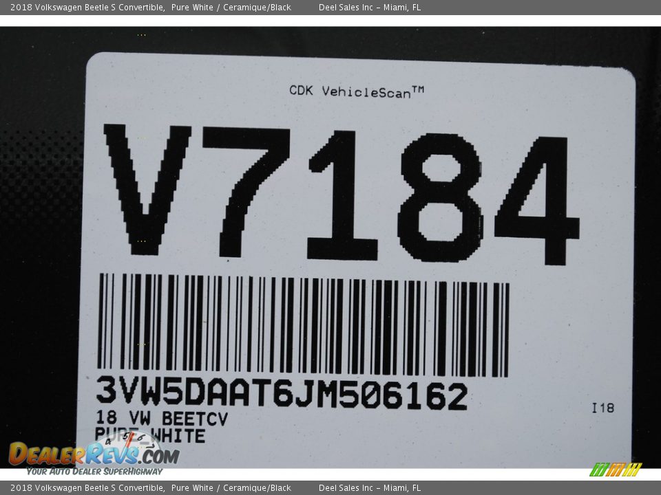 2018 Volkswagen Beetle S Convertible Pure White / Ceramique/Black Photo #20