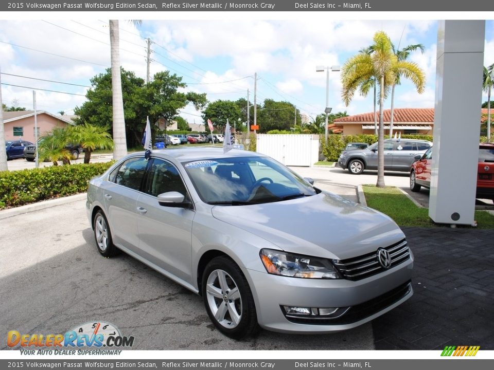 2015 Volkswagen Passat Wolfsburg Edition Sedan Reflex Silver Metallic / Moonrock Gray Photo #1