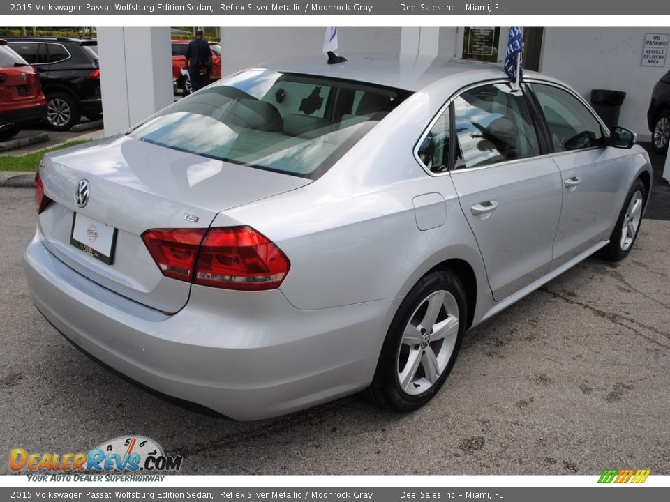 2015 Volkswagen Passat Wolfsburg Edition Sedan Reflex Silver Metallic / Moonrock Gray Photo #9