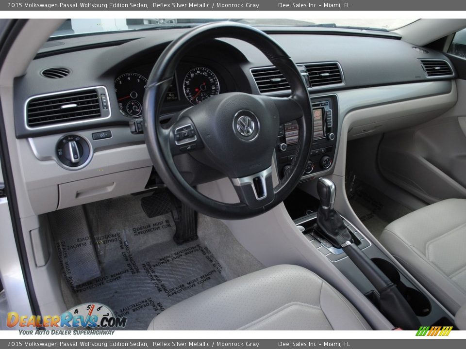 2015 Volkswagen Passat Wolfsburg Edition Sedan Reflex Silver Metallic / Moonrock Gray Photo #16
