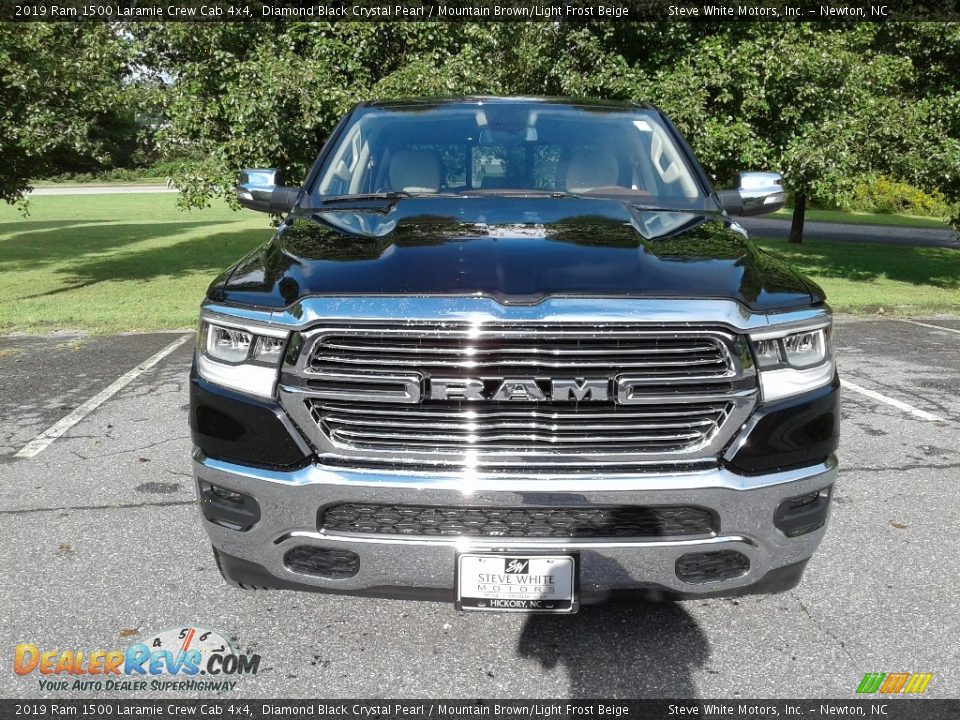 2019 Ram 1500 Laramie Crew Cab 4x4 Diamond Black Crystal Pearl / Mountain Brown/Light Frost Beige Photo #3