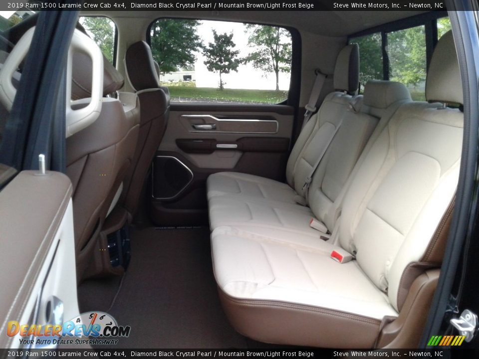2019 Ram 1500 Laramie Crew Cab 4x4 Diamond Black Crystal Pearl / Mountain Brown/Light Frost Beige Photo #11