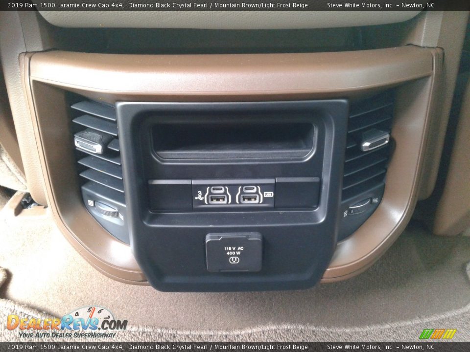 2019 Ram 1500 Laramie Crew Cab 4x4 Diamond Black Crystal Pearl / Mountain Brown/Light Frost Beige Photo #12