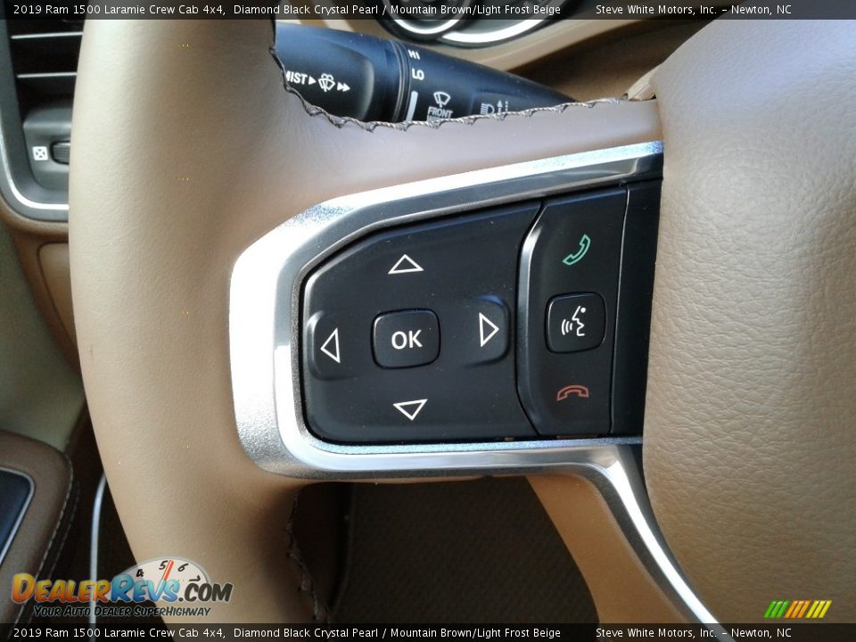 2019 Ram 1500 Laramie Crew Cab 4x4 Diamond Black Crystal Pearl / Mountain Brown/Light Frost Beige Photo #20