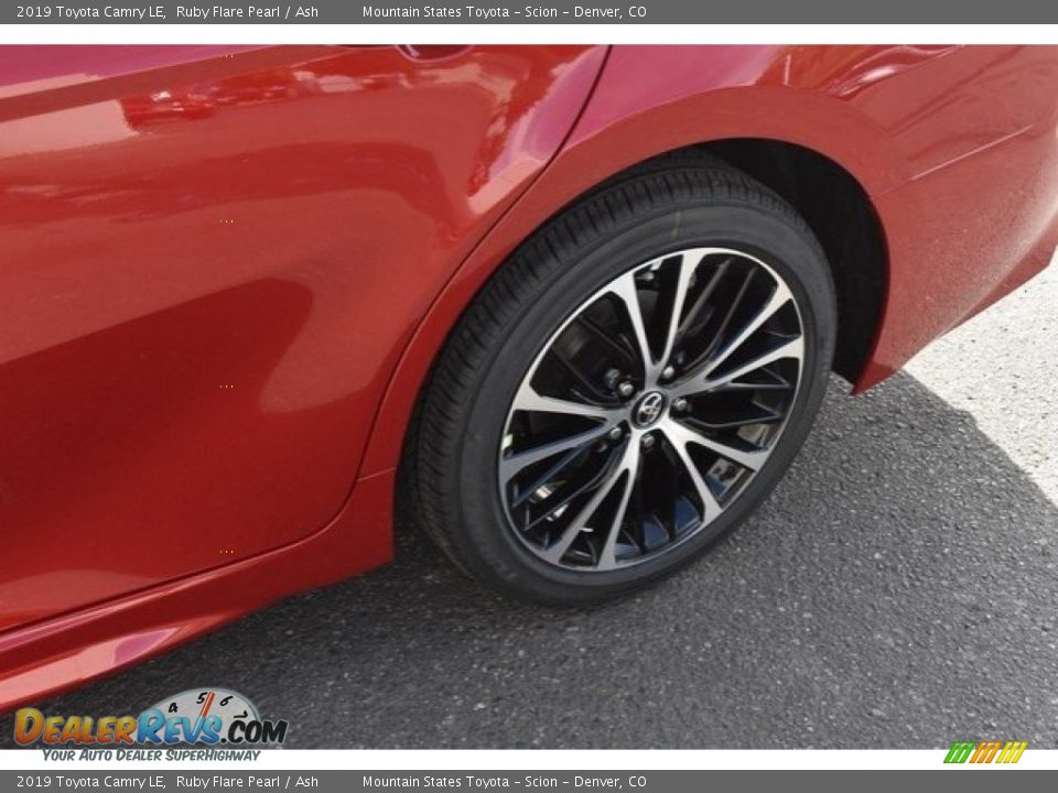 2019 Toyota Camry LE Ruby Flare Pearl / Ash Photo #33