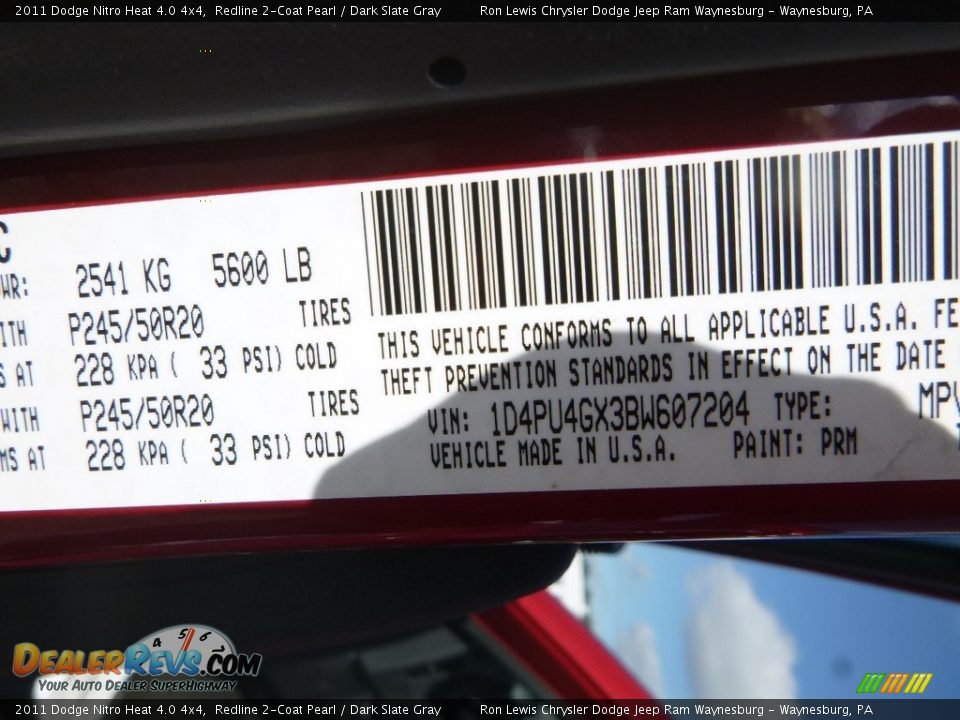 2011 Dodge Nitro Heat 4.0 4x4 Redline 2-Coat Pearl / Dark Slate Gray Photo #15