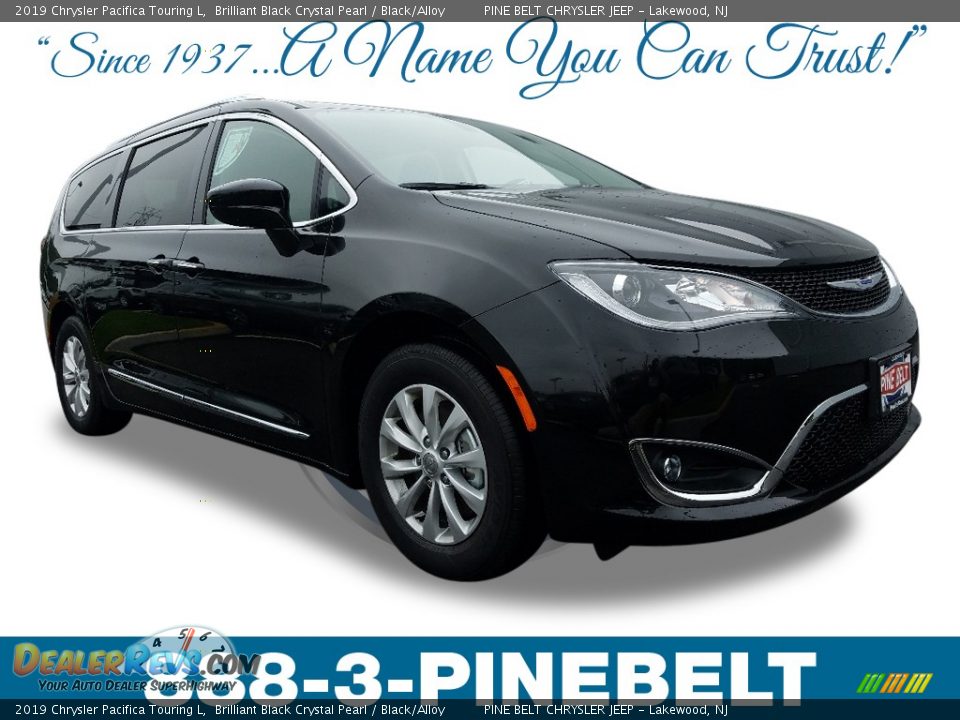 2019 Chrysler Pacifica Touring L Brilliant Black Crystal Pearl / Black/Alloy Photo #1