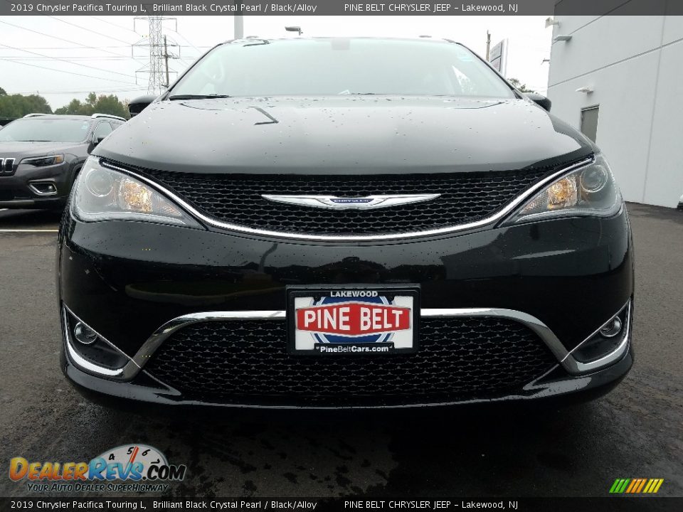 2019 Chrysler Pacifica Touring L Brilliant Black Crystal Pearl / Black/Alloy Photo #2