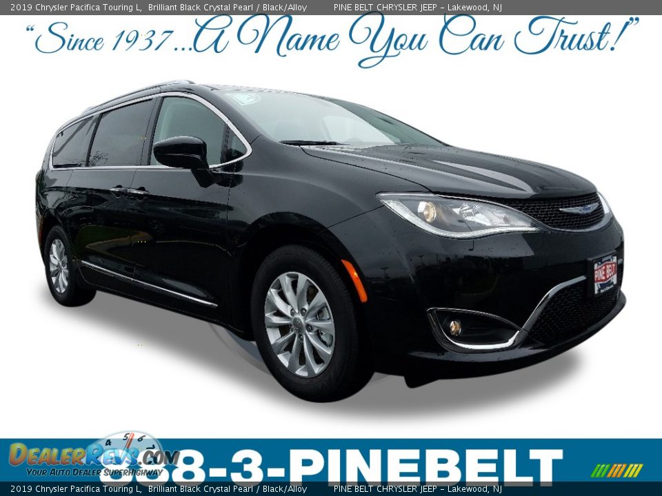 2019 Chrysler Pacifica Touring L Brilliant Black Crystal Pearl / Black/Alloy Photo #1