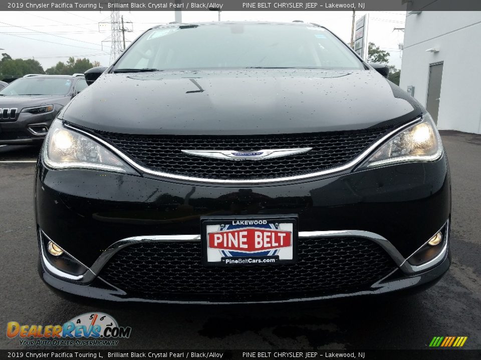 2019 Chrysler Pacifica Touring L Brilliant Black Crystal Pearl / Black/Alloy Photo #2