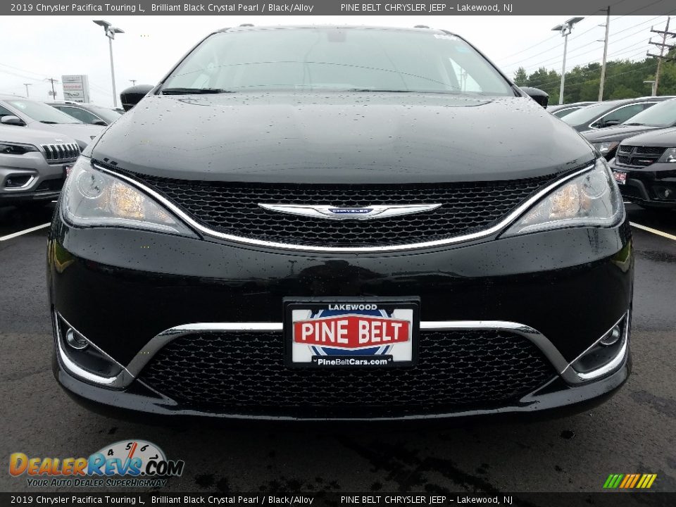 2019 Chrysler Pacifica Touring L Brilliant Black Crystal Pearl / Black/Alloy Photo #2
