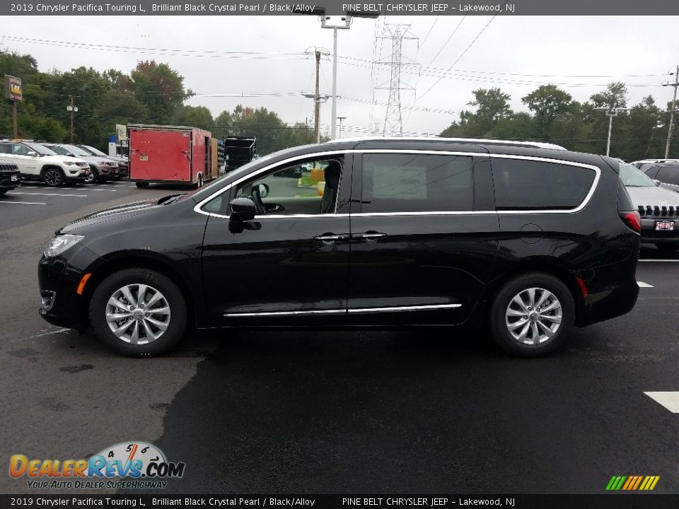 2019 Chrysler Pacifica Touring L Brilliant Black Crystal Pearl / Black/Alloy Photo #3