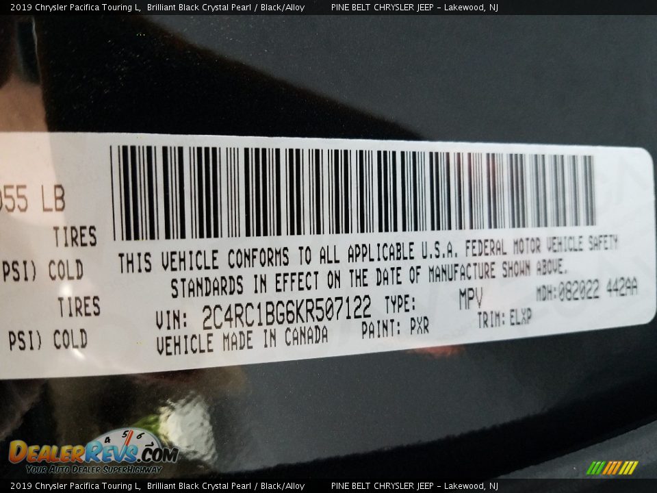 2019 Chrysler Pacifica Touring L Brilliant Black Crystal Pearl / Black/Alloy Photo #10