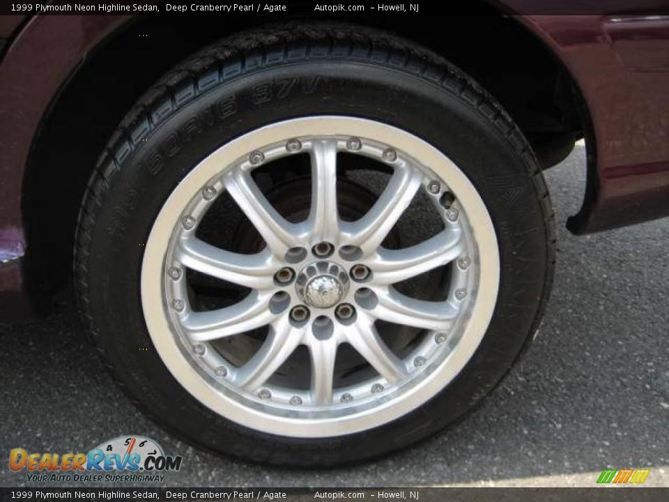 1999 Plymouth Neon Highline Sedan Deep Cranberry Pearl / Agate Photo #15
